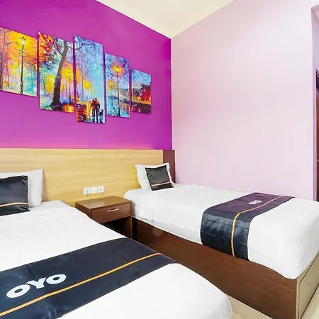 Collection O 91345 Myroom Hotel